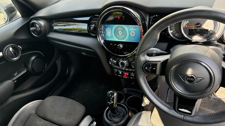 MINI Hatchback 1.5 Cooper Sport 5dr Auto Petrol Hatchback